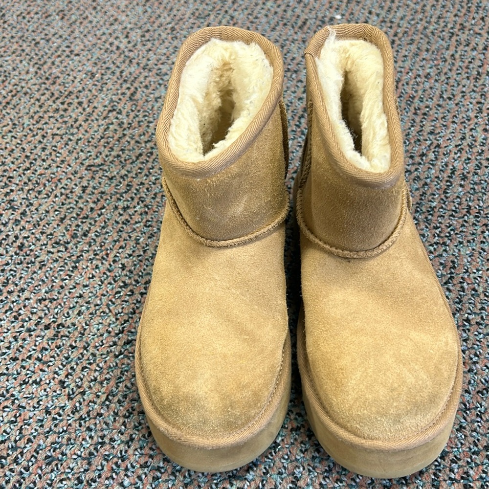 UGG Classic Mini Platform